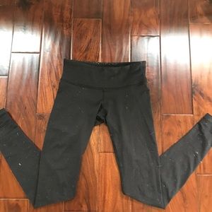 Black lululemon leggings